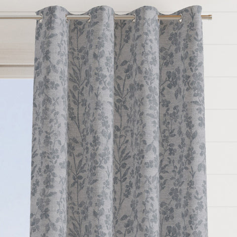 Chatham Glyn Surfinia Stargazer