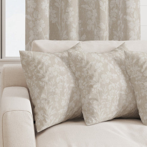 Chatham Glyn Surfinia Whisper