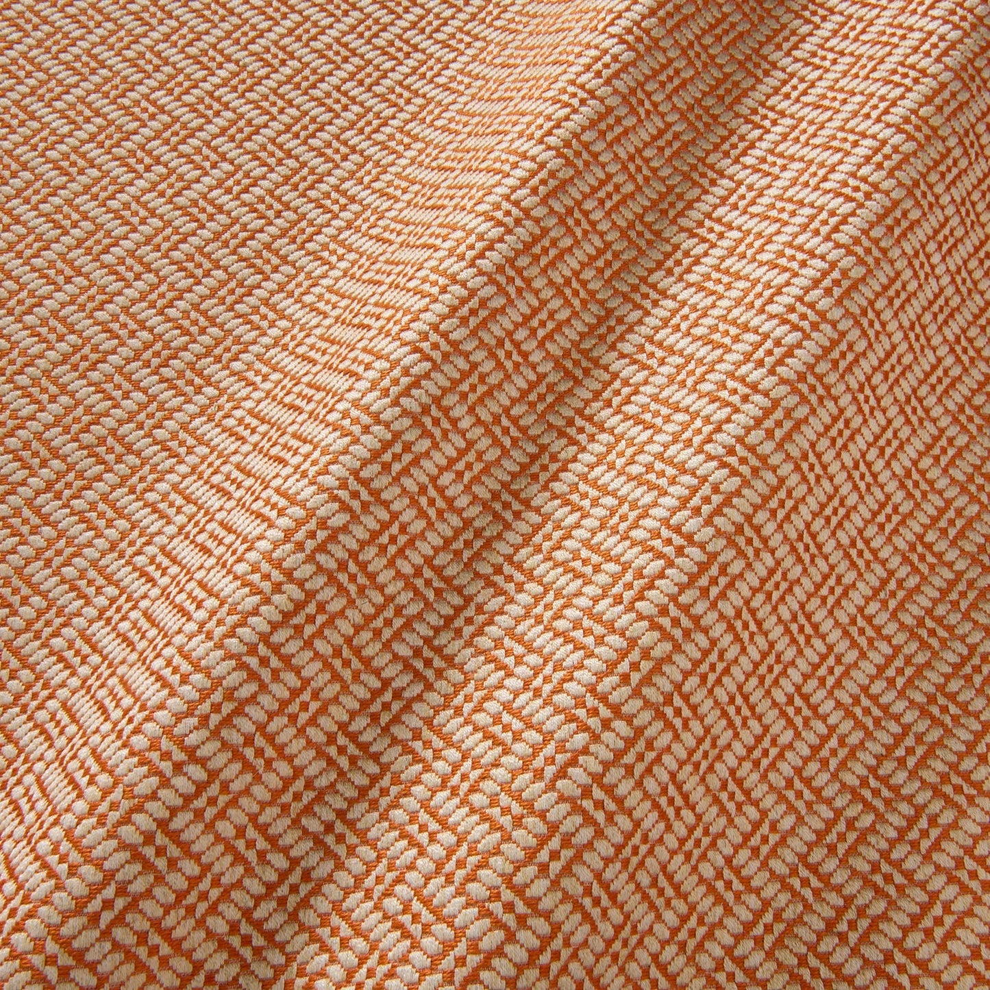 Linwood Pivot Apricot