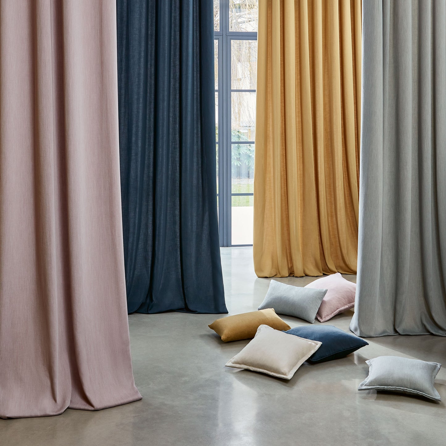 Villa Nova Calagry FR Raven