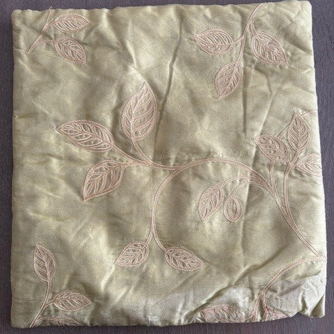 3x Mixture of Leaf design cushion covers 40cmx40cm