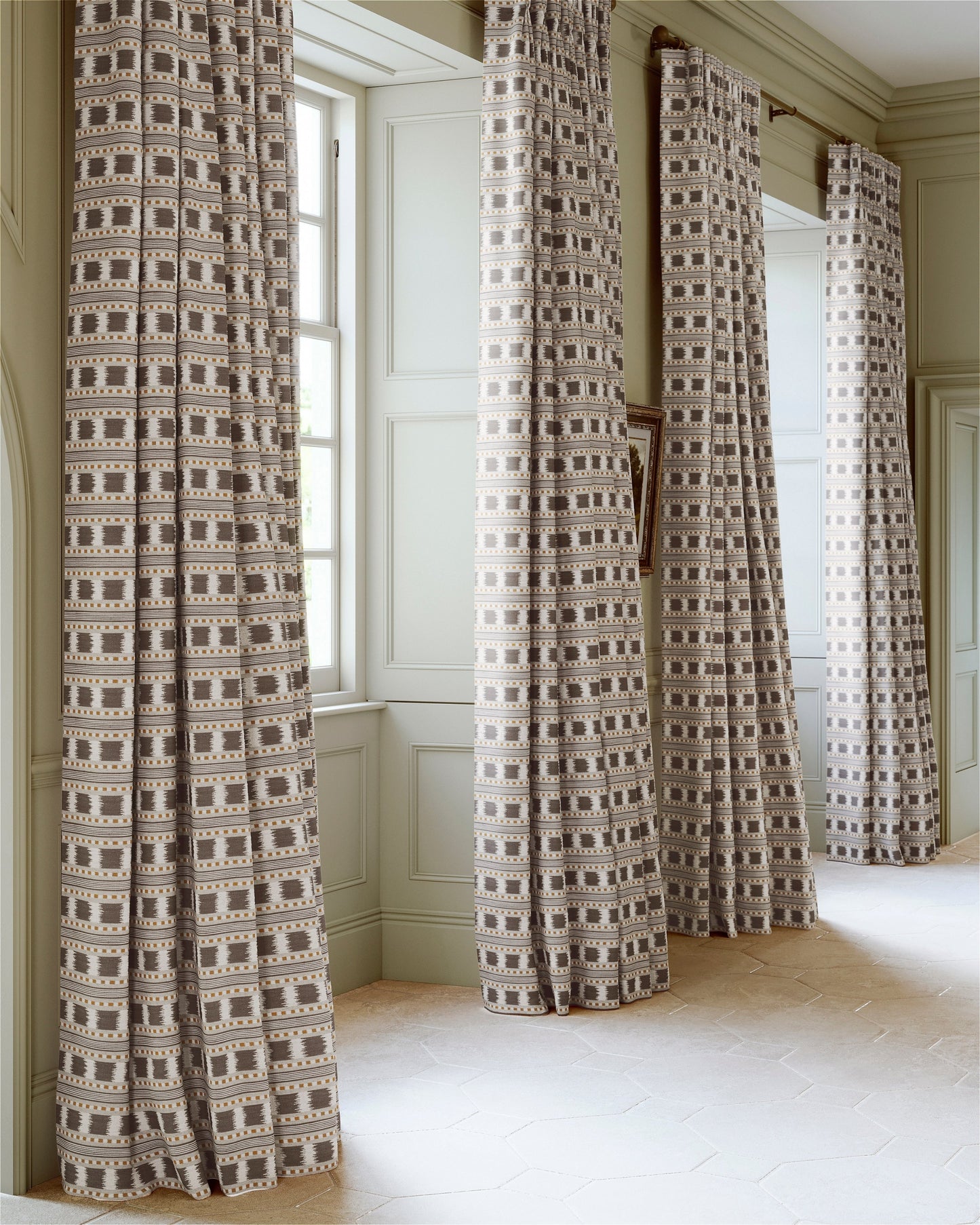 James Hare Paxton Charcoal/Amber