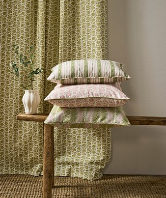 Ashley Wilde Connie Lagoon