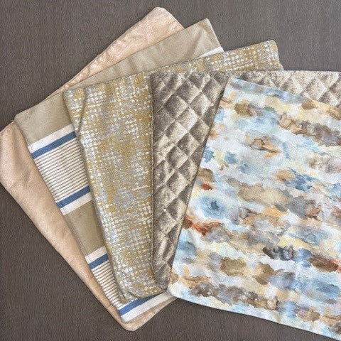 5x Mixture of Gold cushion covers 40x40cm