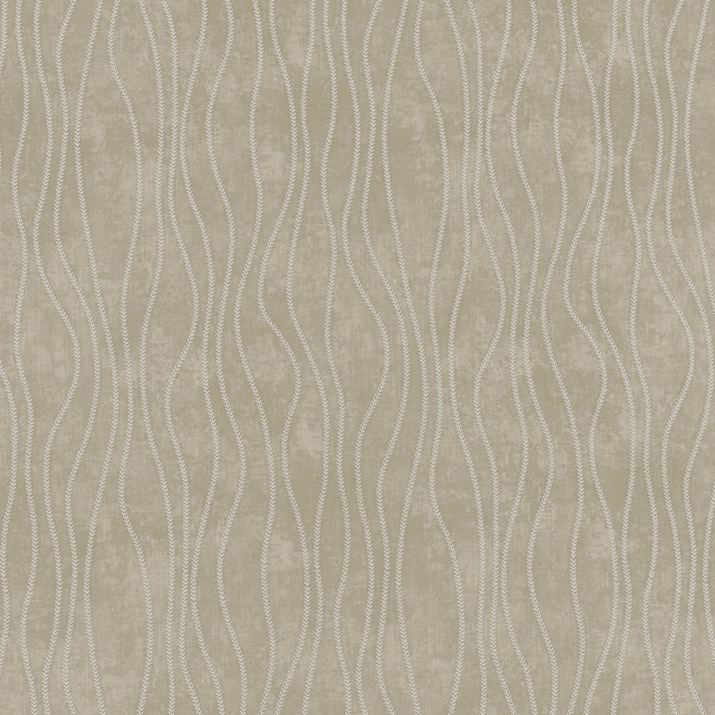 Ashley Wilde Myra Otter