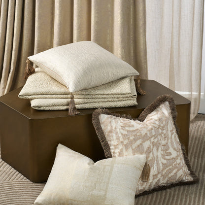 Archroll Marrakech Collection Fabric: JW3004-2