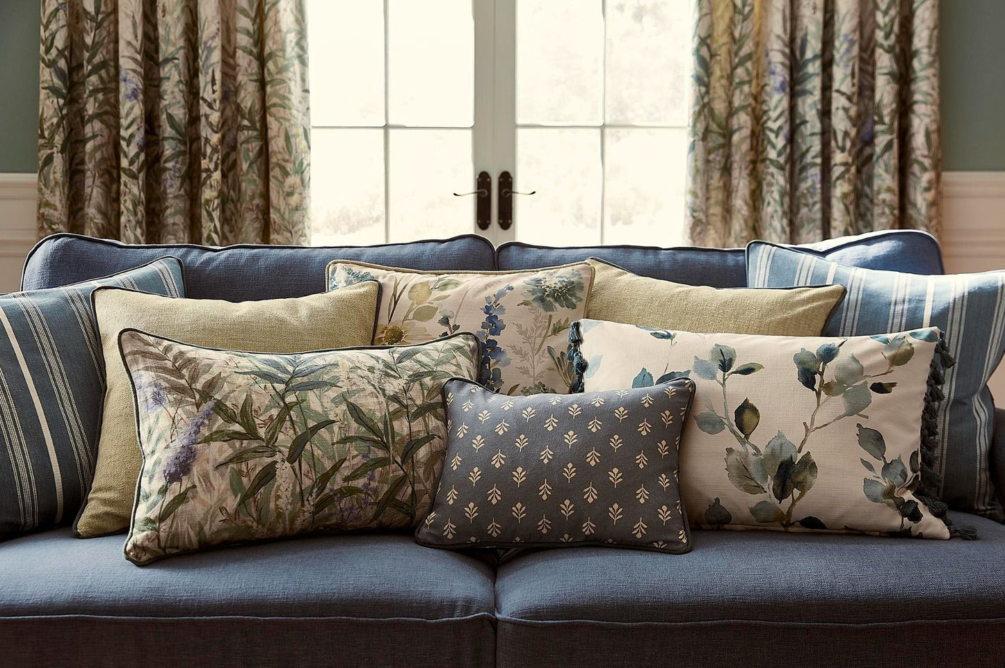 iLiv Wild Garden Cotton Cornflower