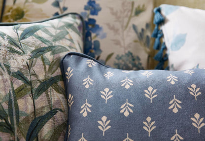 iLiv Little Bud Cornflower