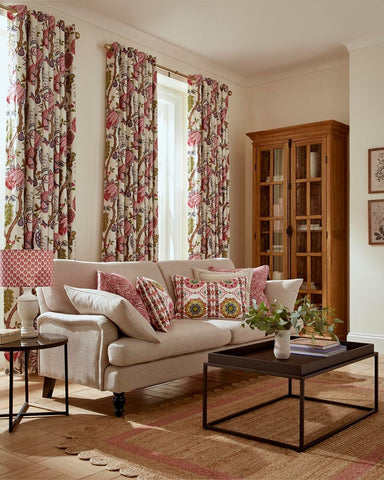 iLiv Palampore Carmine