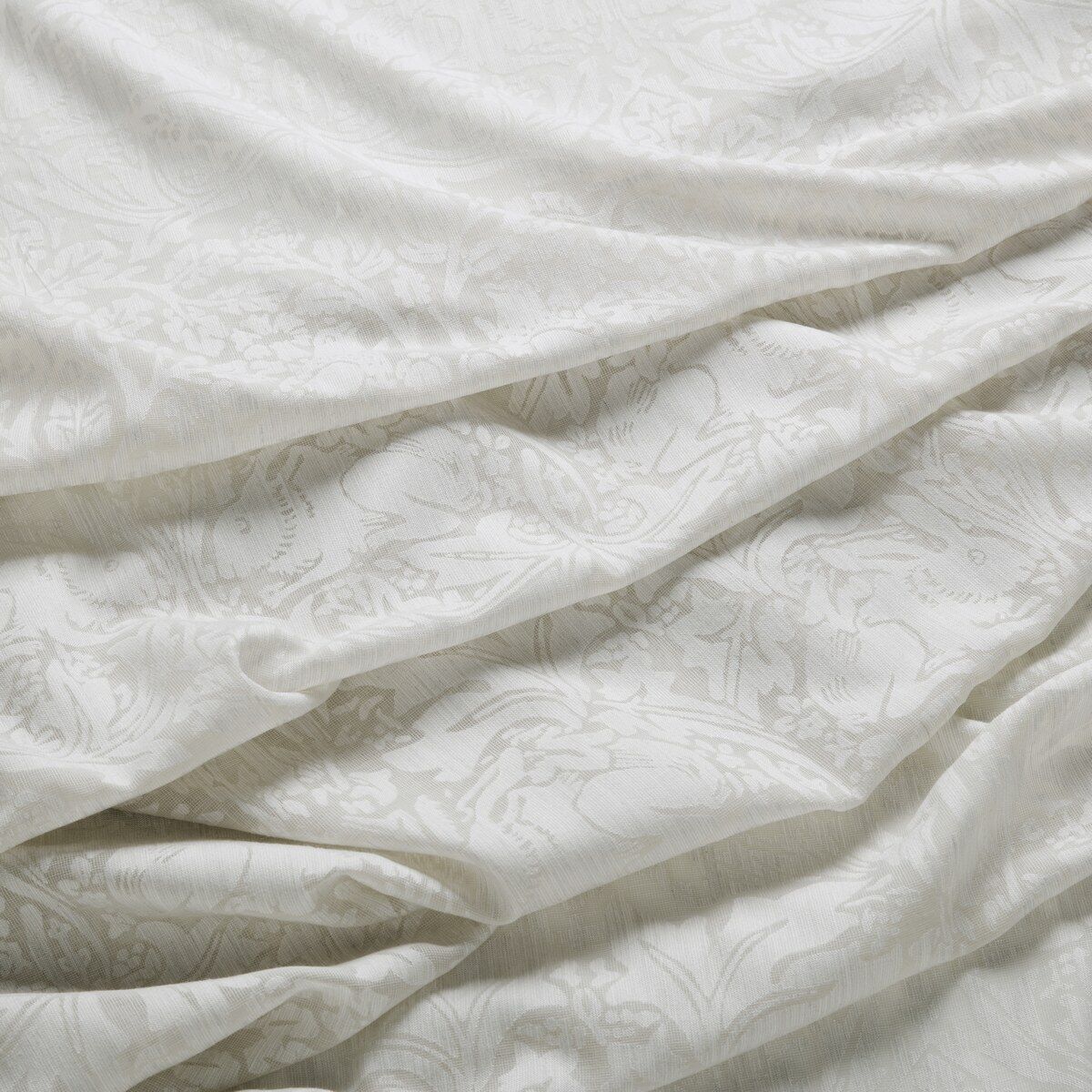 William Morris Brother Rabbit Sheer Oat
