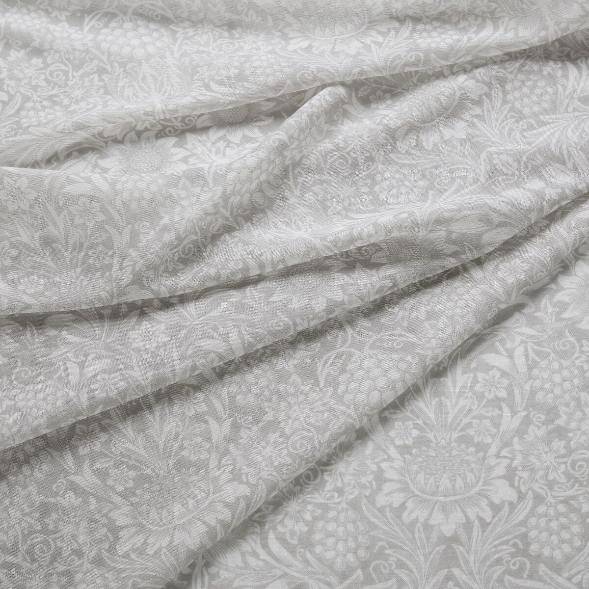 William Morris Sunflower Sheer Cobble