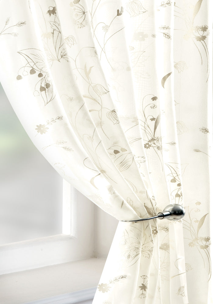 Pavilion Textiles Wild Flower White