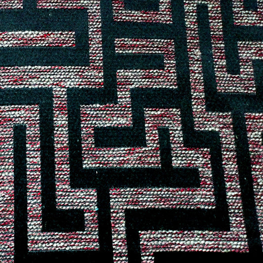 Chess Designs Maze Red/Black