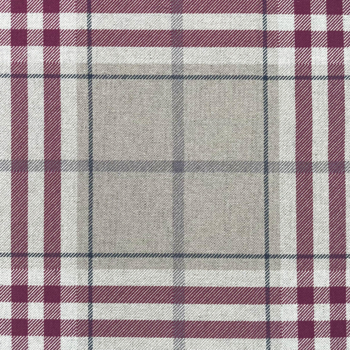 Chatham Glyn Tavish Poppy