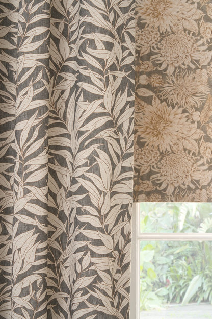 Chess Designs Compton Flint